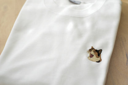 あくびねこスウェットシャツ（三毛）