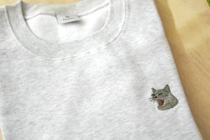 あくびねこスウェットシャツ