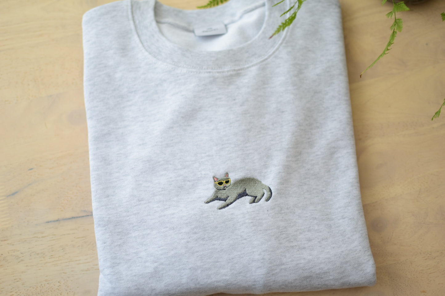 サングラスねこスウェットシャツ