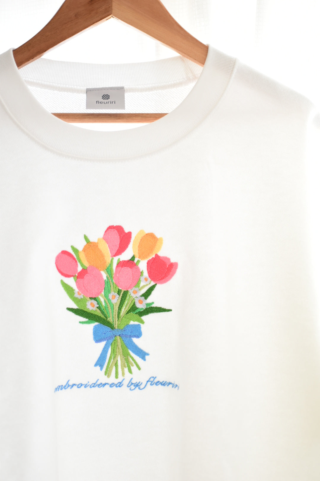 チューリップスウェットシャツ